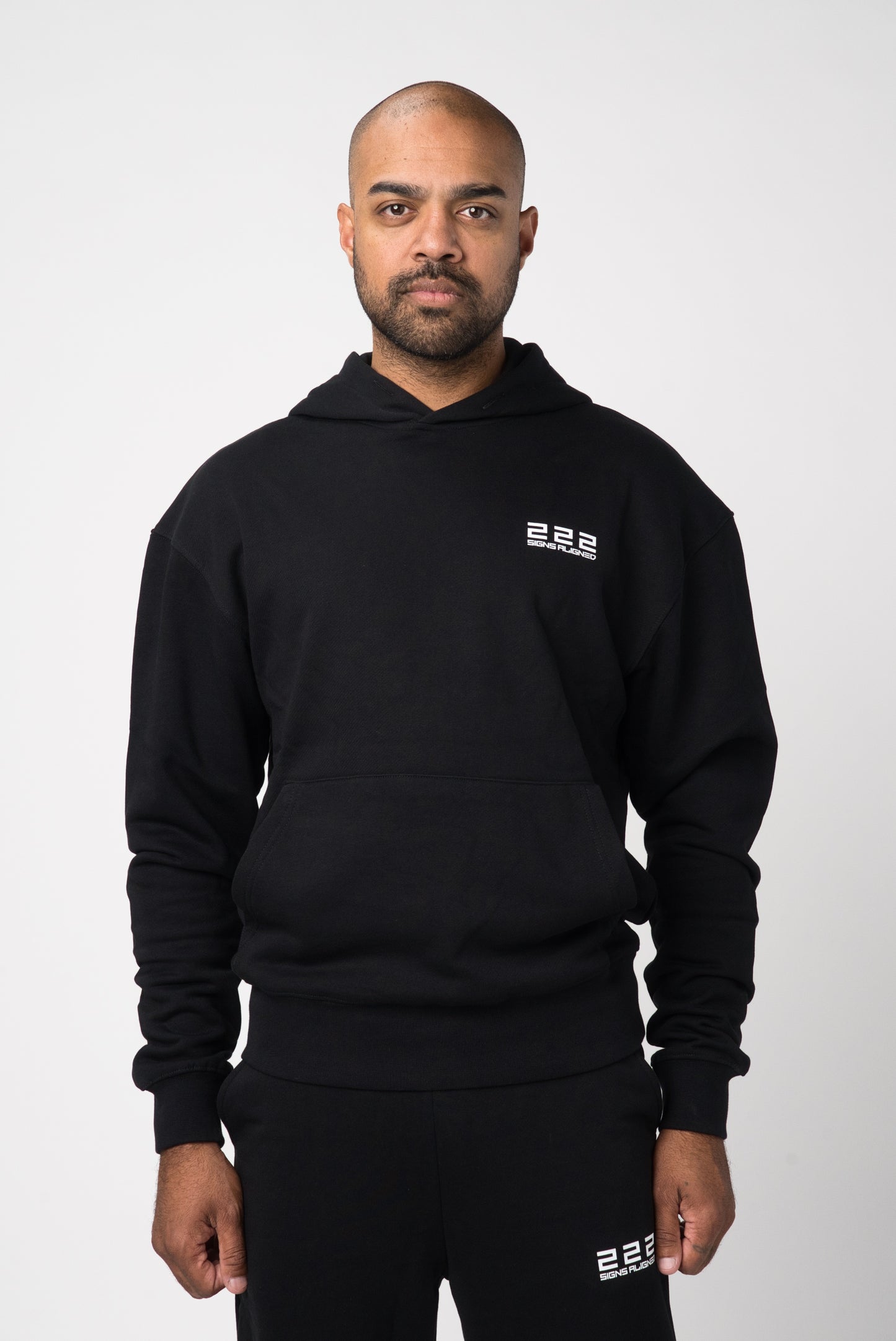 Hoodie & Broek (compleet) zwart