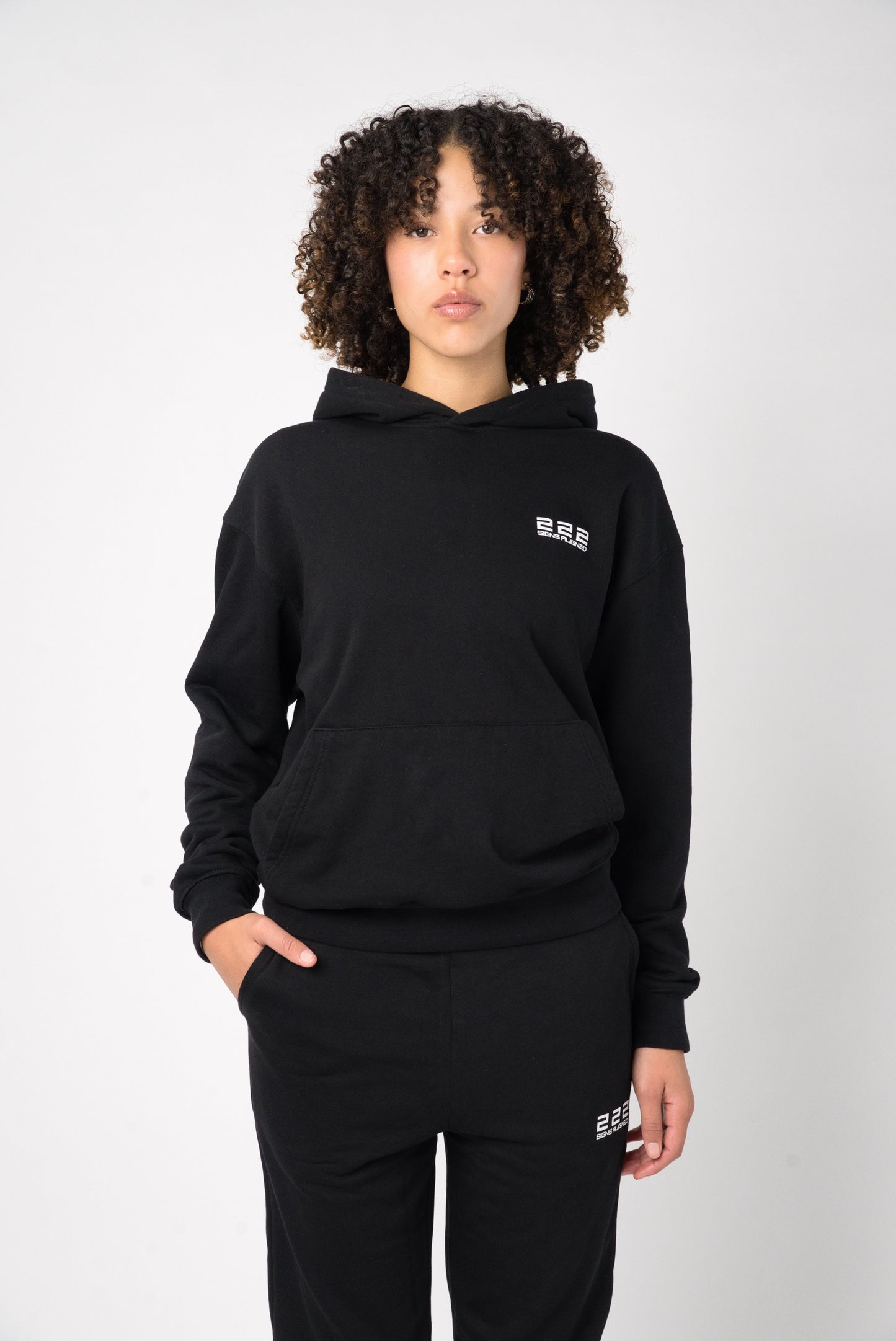 Hoodie & Broek (compleet) zwart